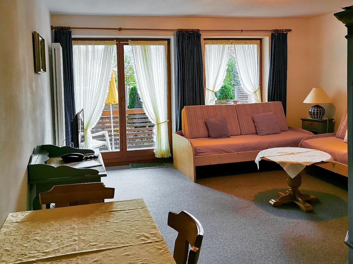 Gaestehaus Zur Faerbe Apartments Oberstdorf Exterior photo