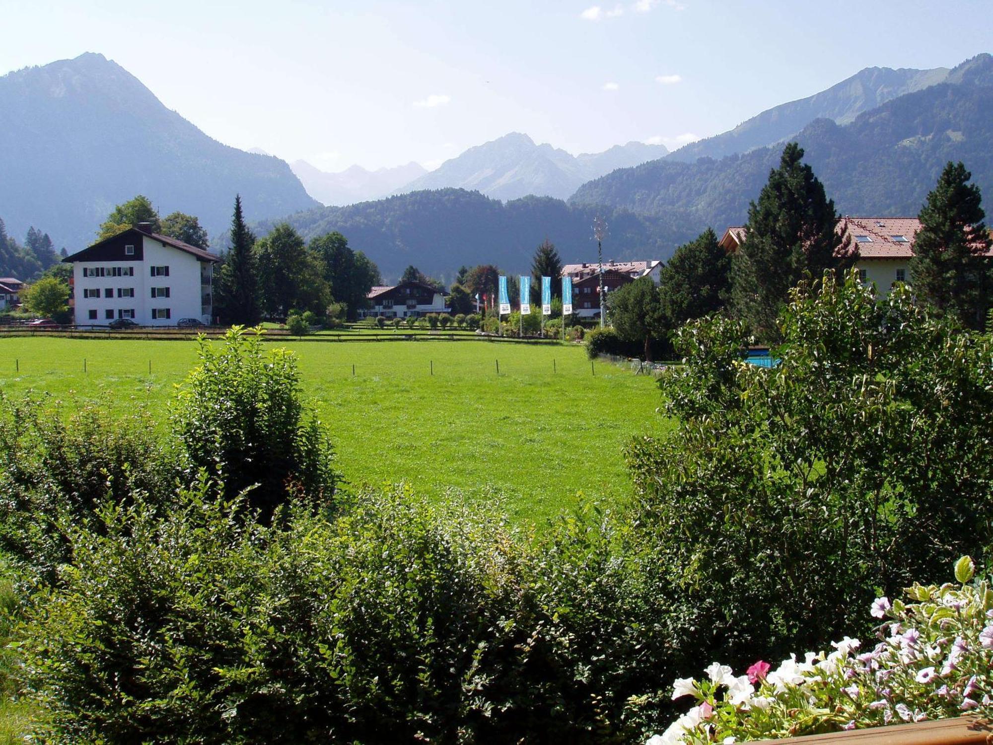 Gaestehaus Zur Faerbe Apartments Oberstdorf Exterior photo