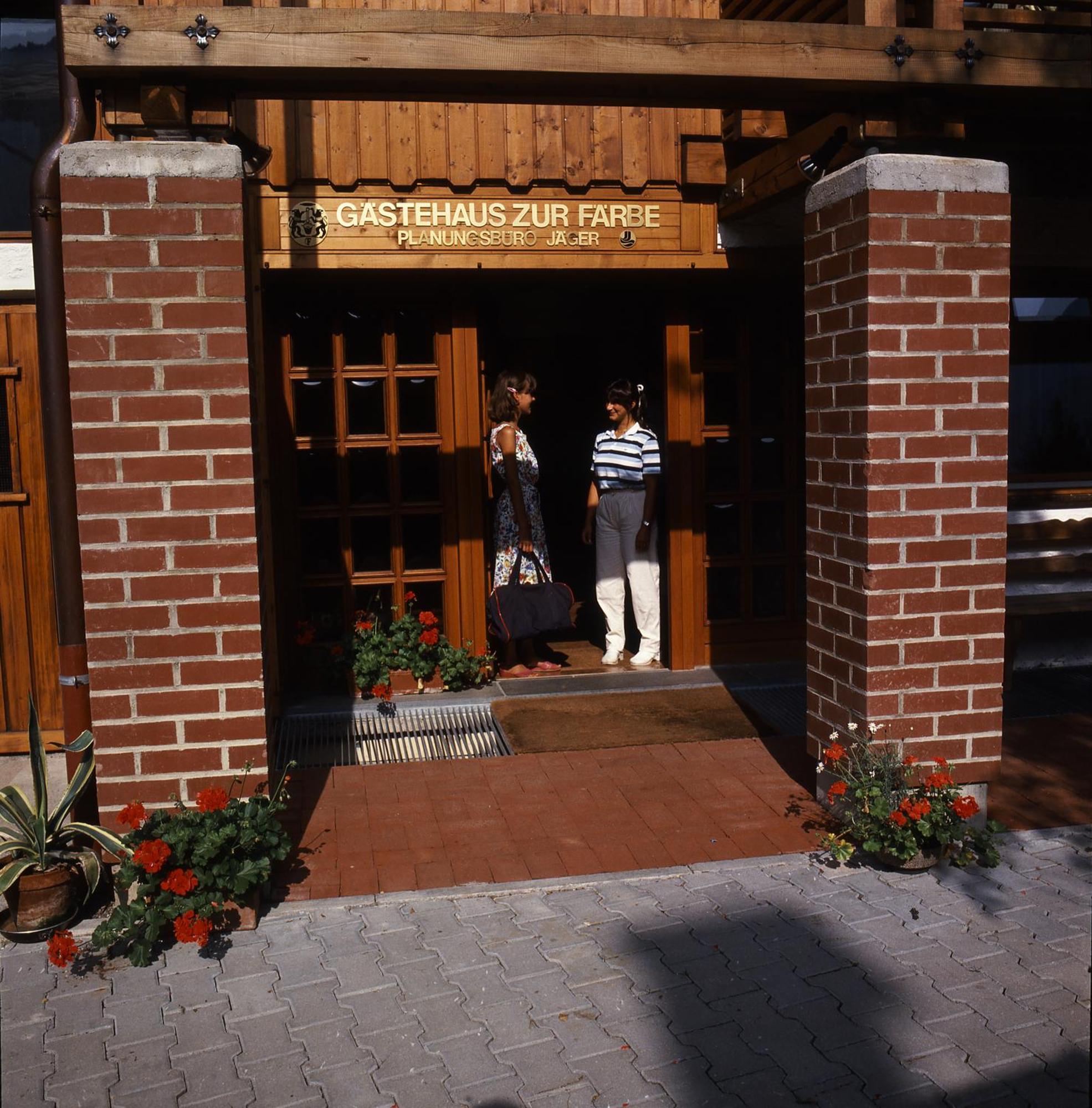 Gaestehaus Zur Faerbe Apartments Oberstdorf Exterior photo